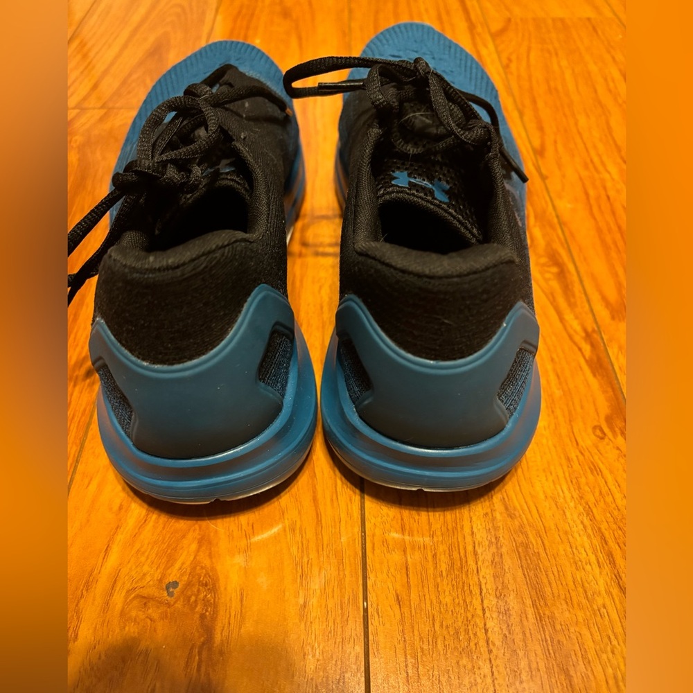 Under Armour men’s tennis shoes worn once size 13 - Picture 3 of 5